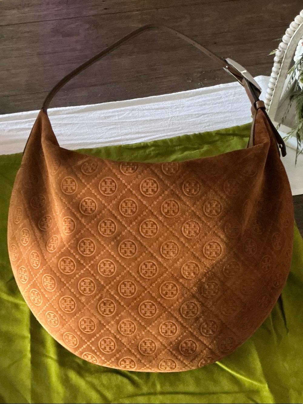 Tory Burch Chestnut Suede half moon Bag - Picture 4 of 10